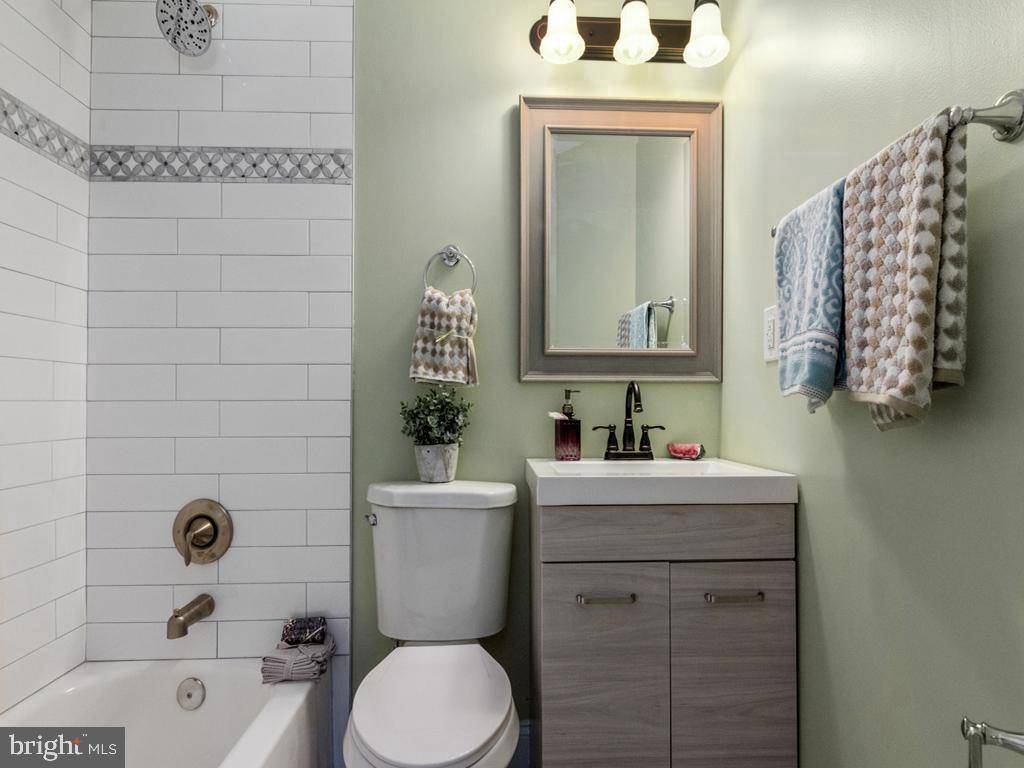 Upper Marlboro, MD 20772,8812 WOODSTOCK DR W