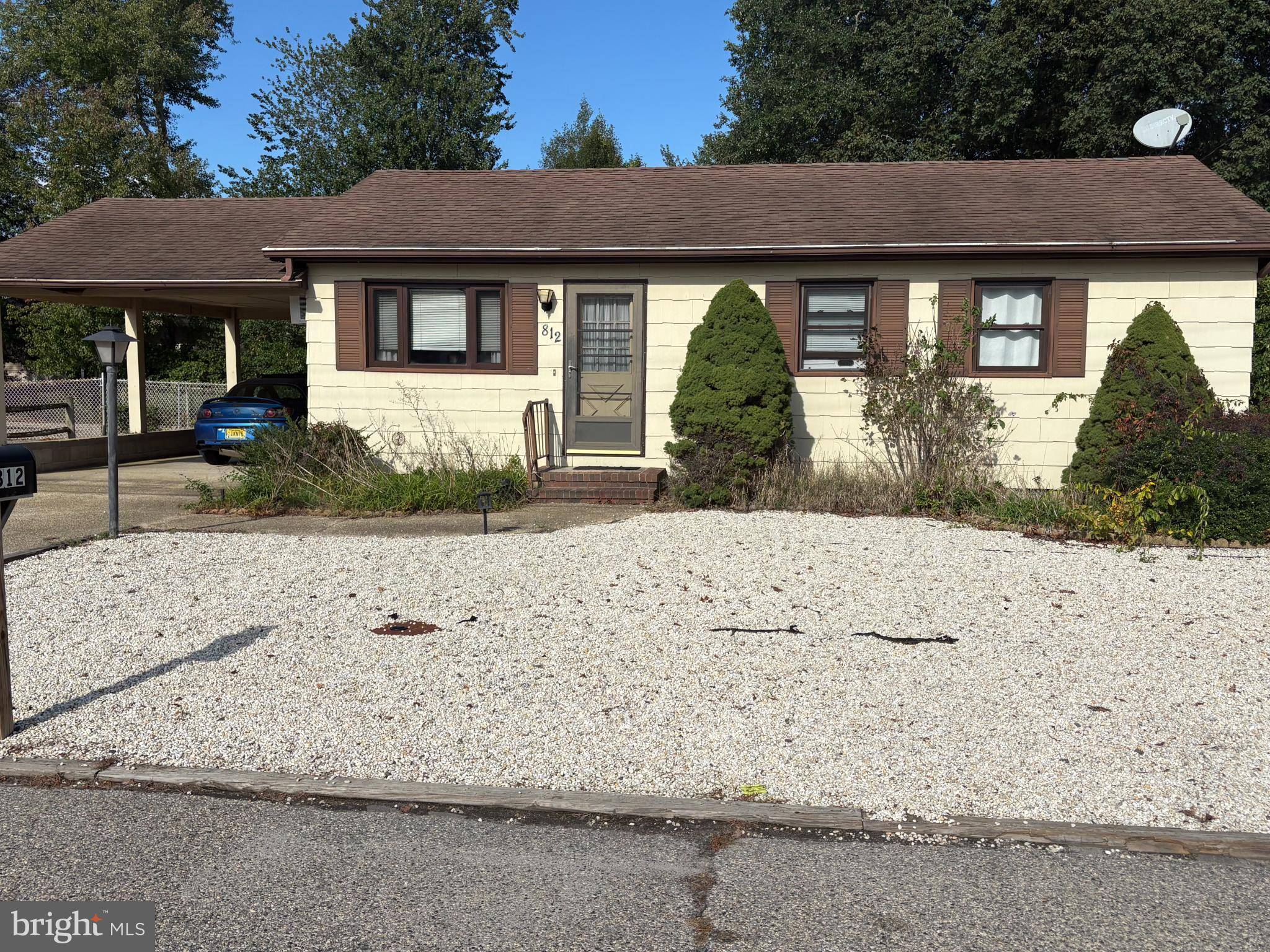 Manahawkin, NJ 08050,812 JANE DR