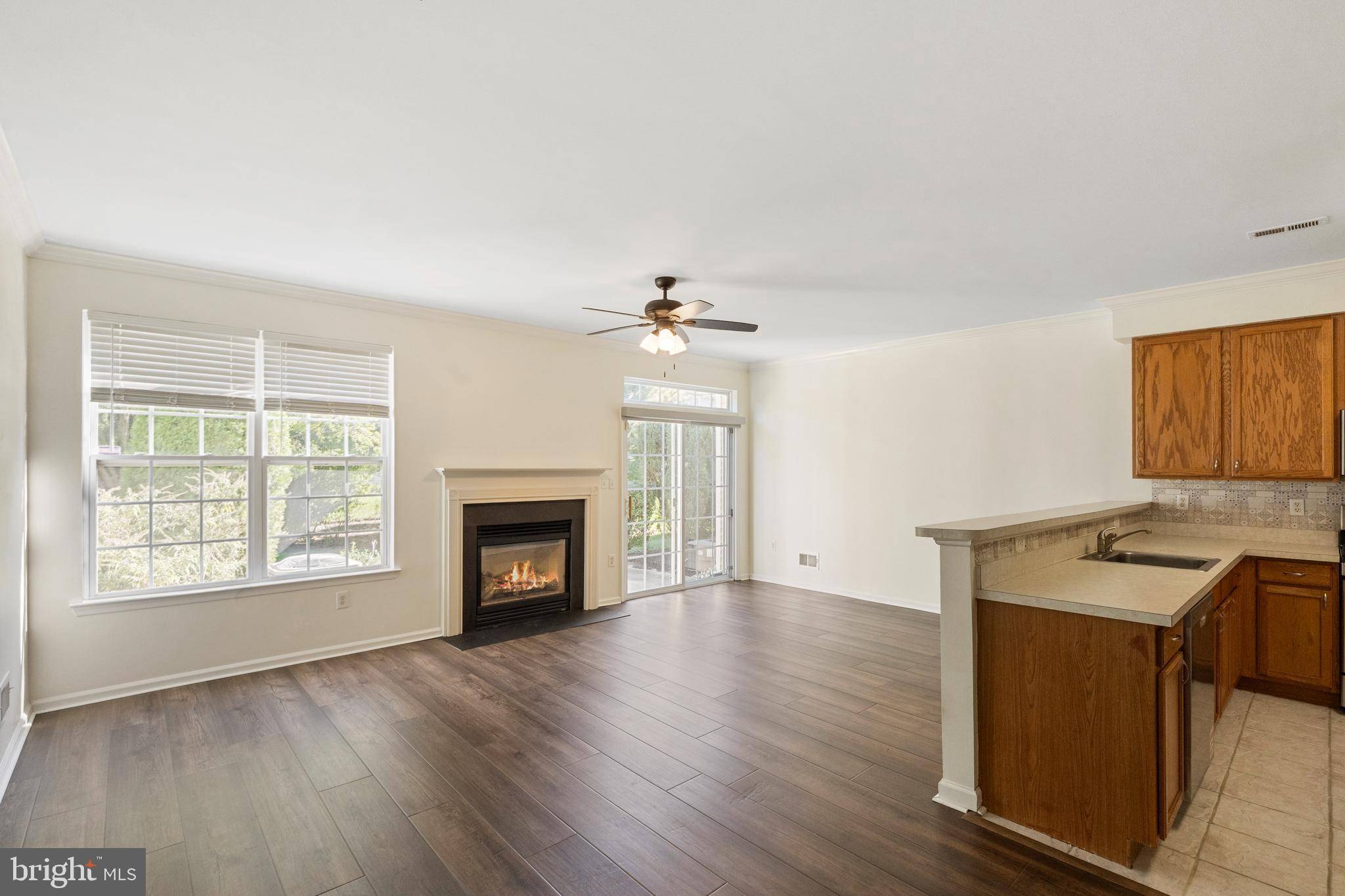 Cinnaminson, NJ 08077,322 AMY WAY