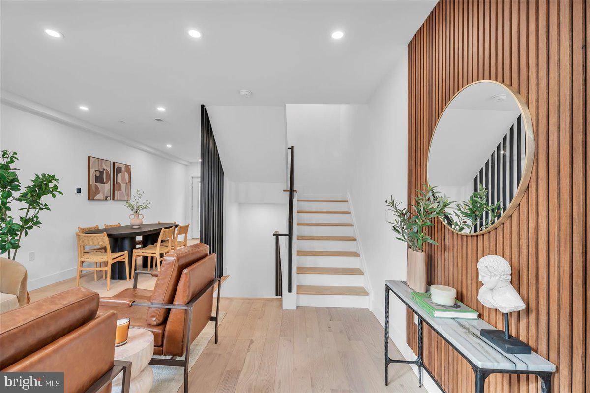 Philadelphia, PA 19123,1146 N GALLOWAY ST