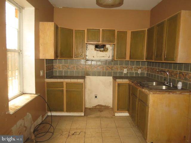 Philadelphia, PA 19134,3027 C ST