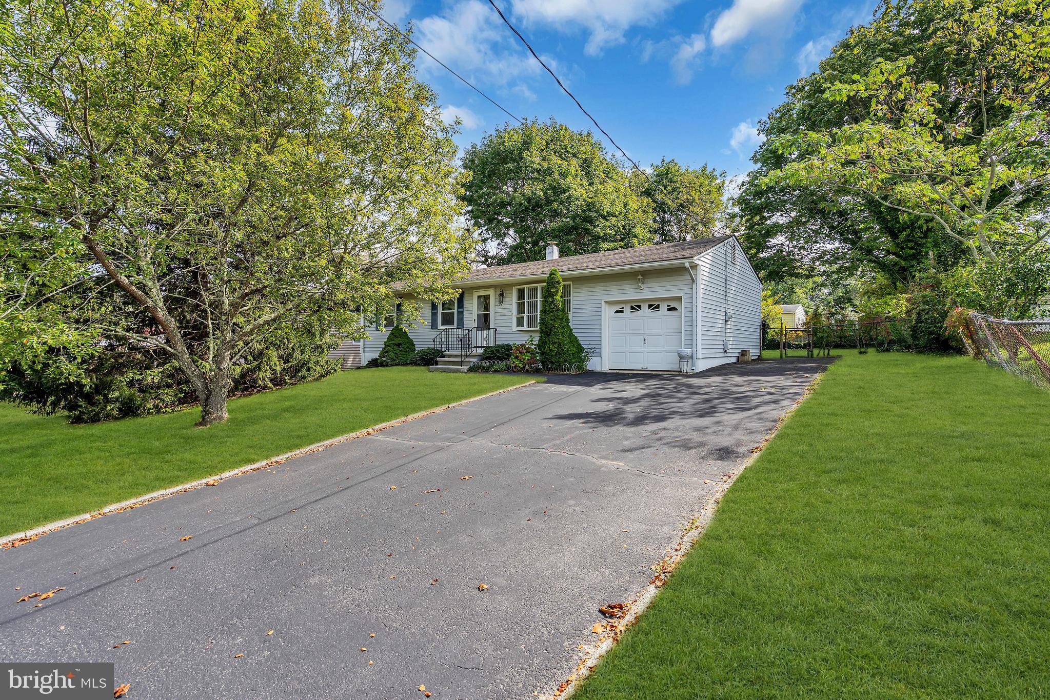 Bayville, NJ 08721,97 PHEASANT DR