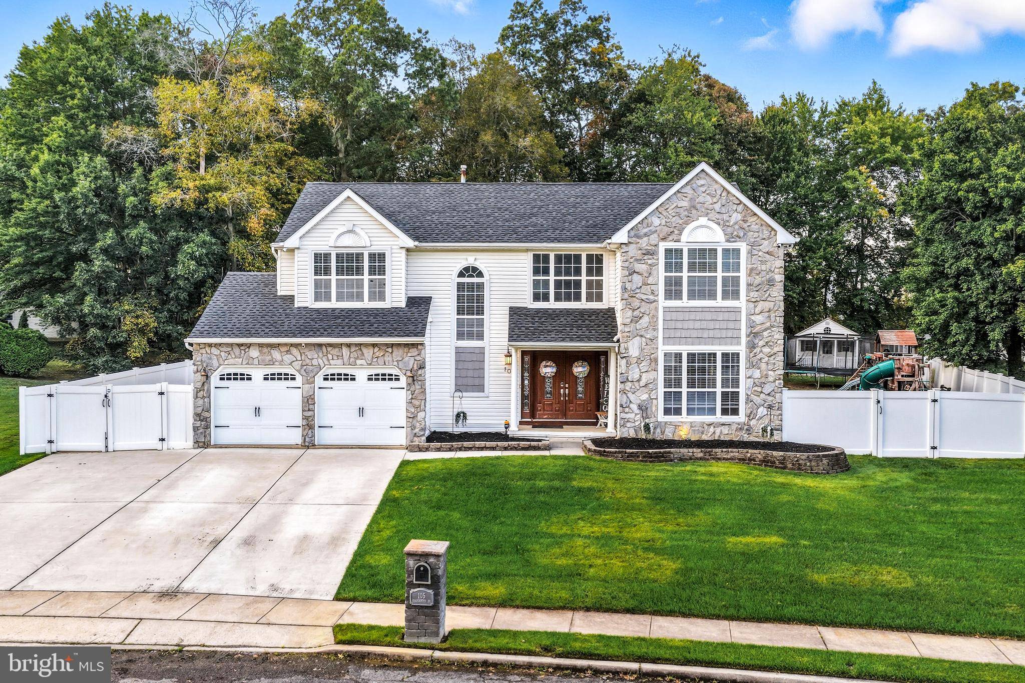 Woodbury, NJ 08096,105 BRANCHWOOD DR