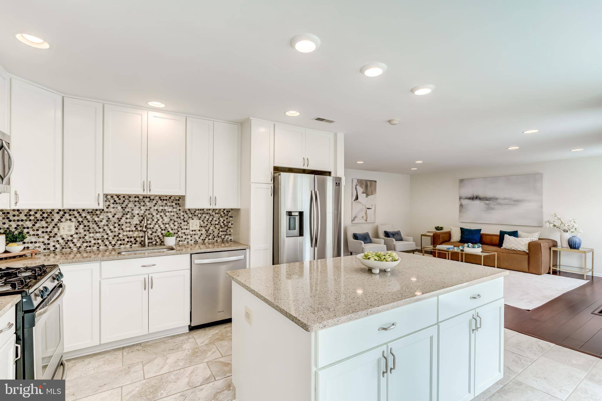 Leesburg, VA 20176,43208 CARDSTON PL