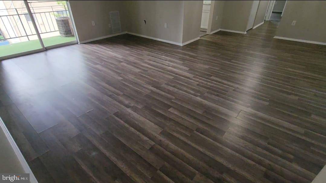 Beltsville, MD 20705,11318 CHERRY HILL RD #2-R 301