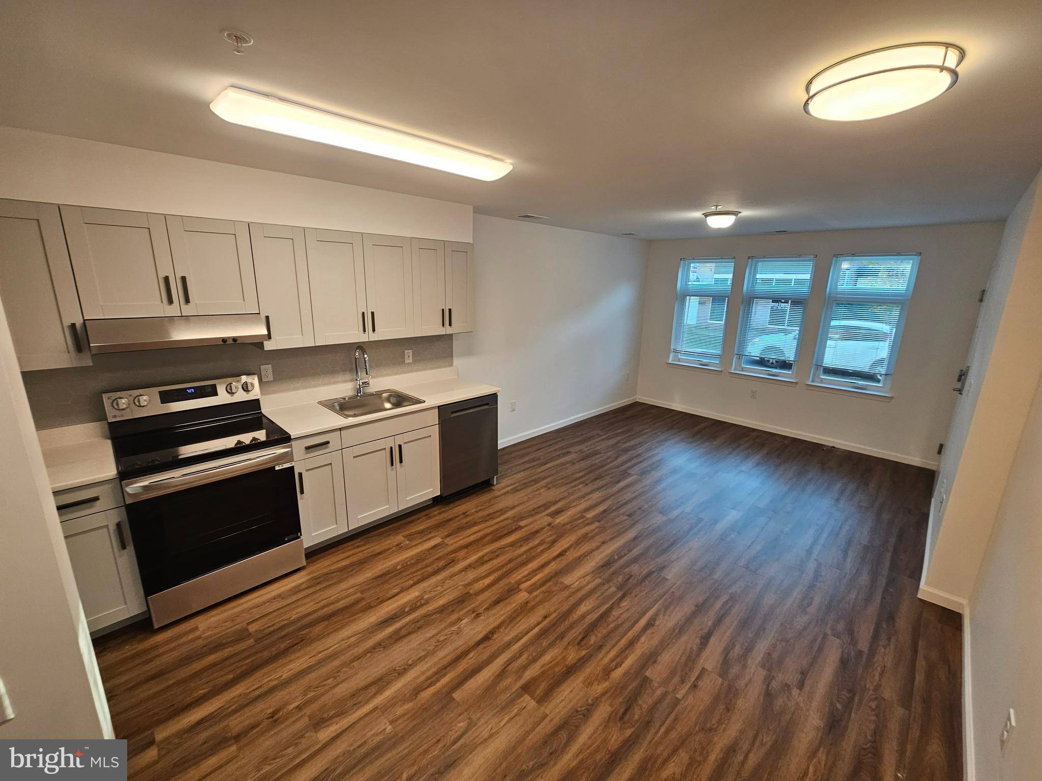Trenton, NJ 08609,200 HAMILTON AVE #106