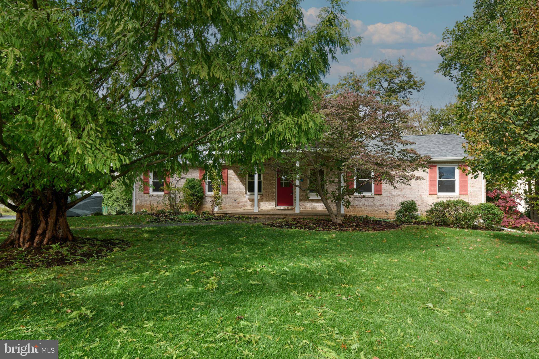 State College, PA 16801,1035 OAK RIDGE AVE