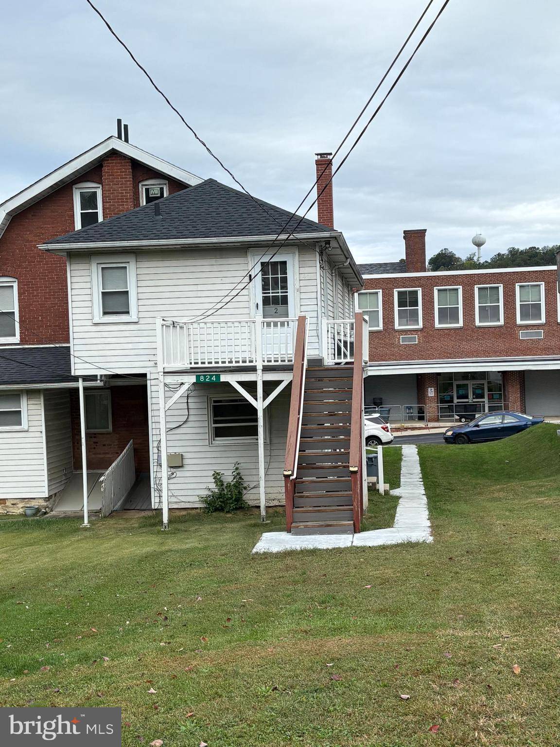 Coatesville, PA 19320,824 STIRLING ST