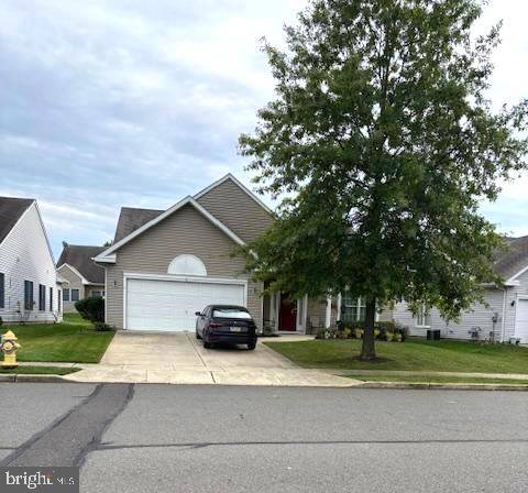 Columbus, NJ 08022,51 COUNTRY LN