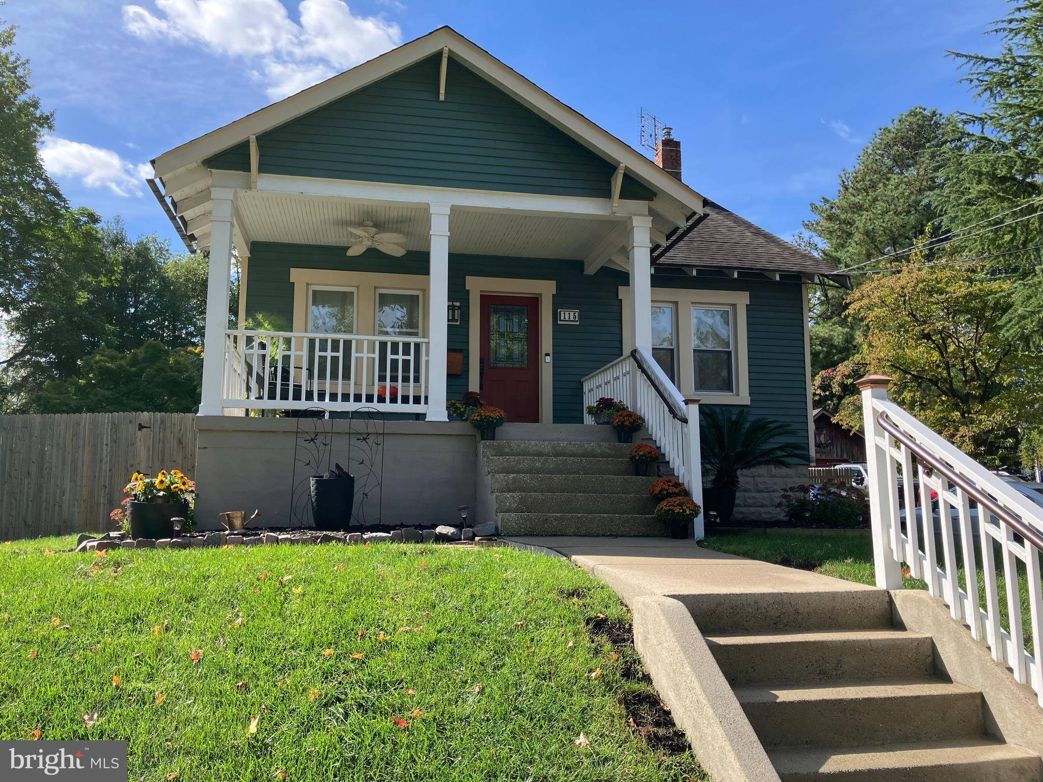 Barrington, NJ 08007,115 WOODLAND AVE