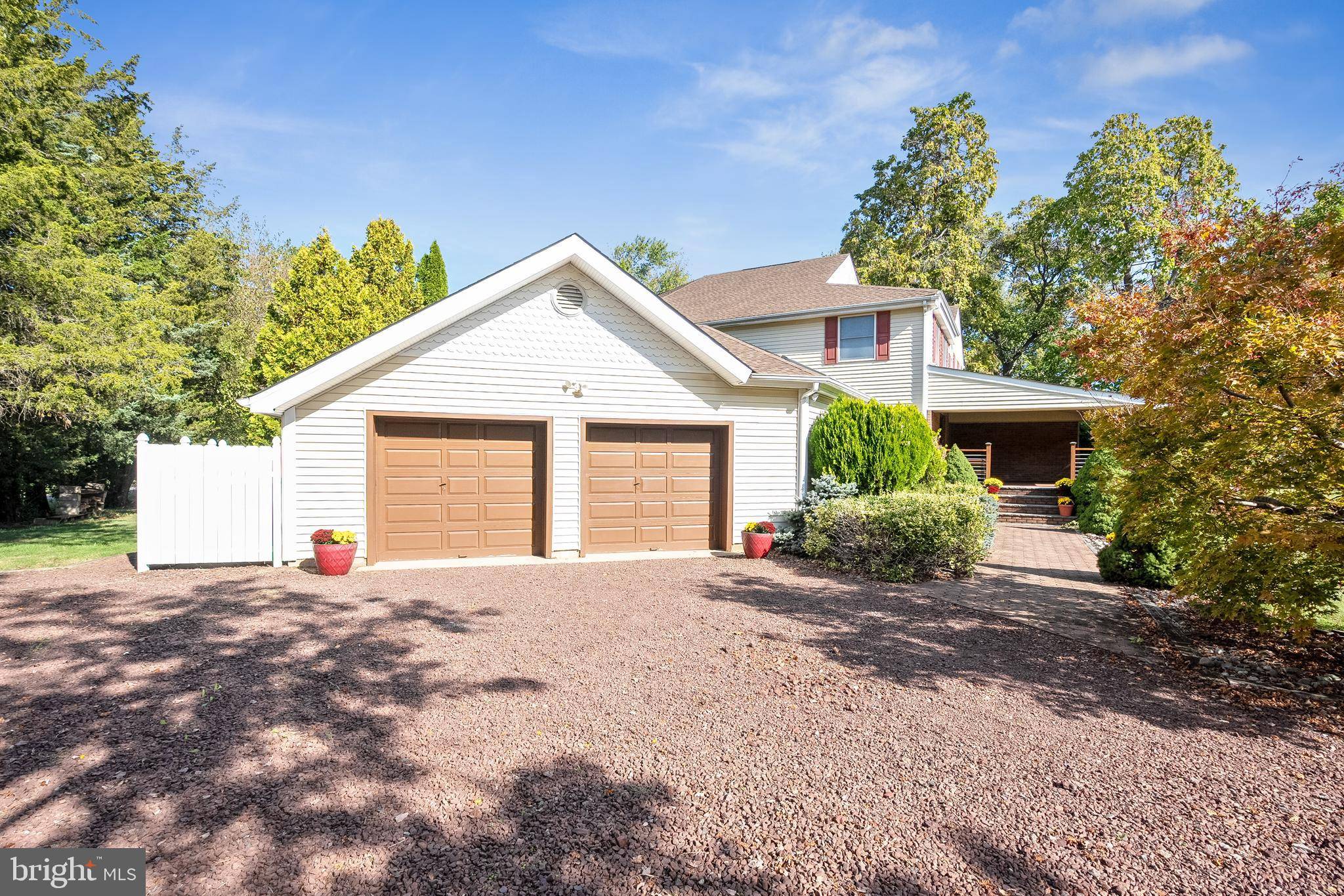 Monroe Township, NJ 08831,239 MOUNTS MILLS RD