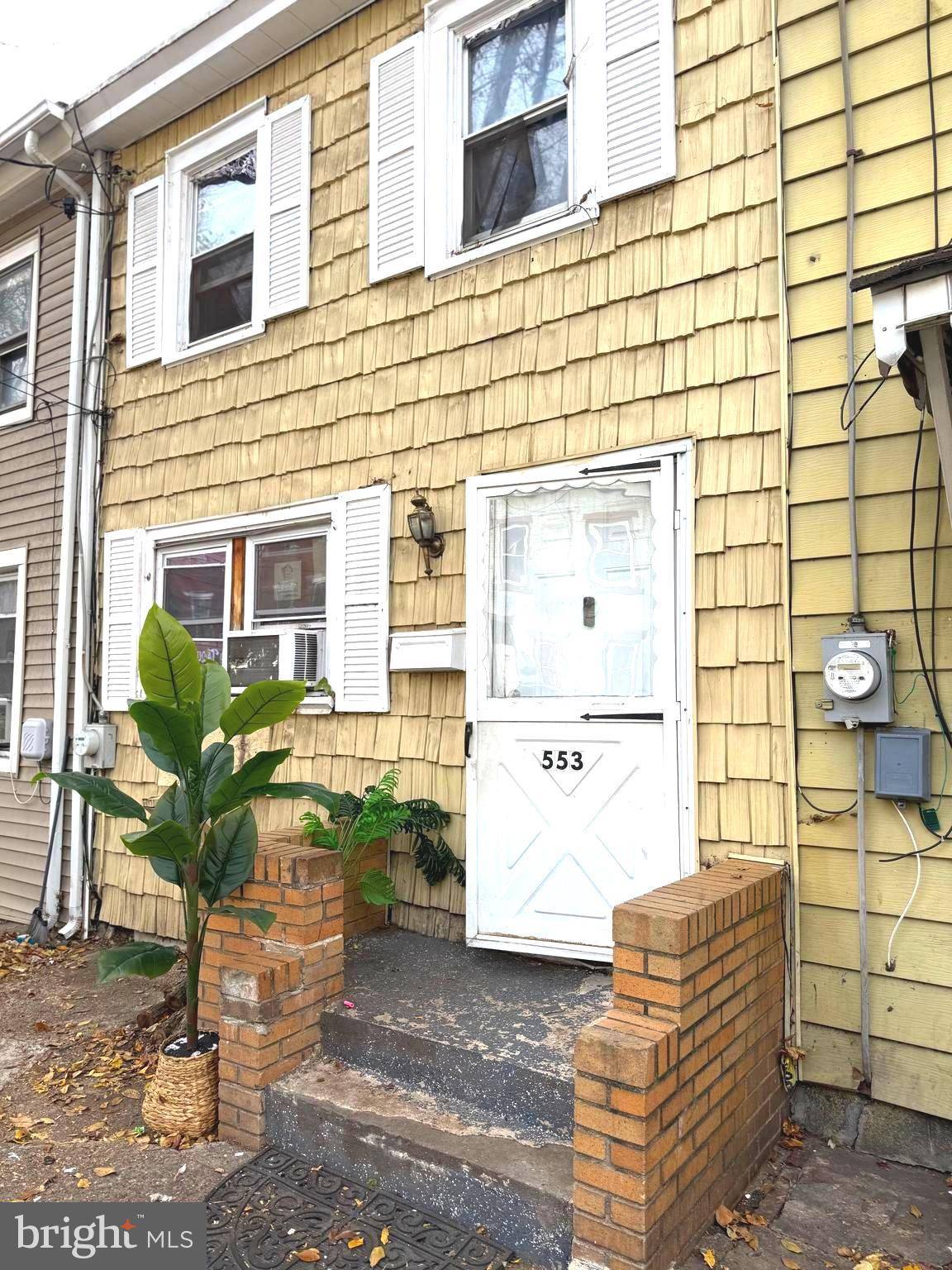 Trenton, NJ 08611,553 LAMBERTON ST