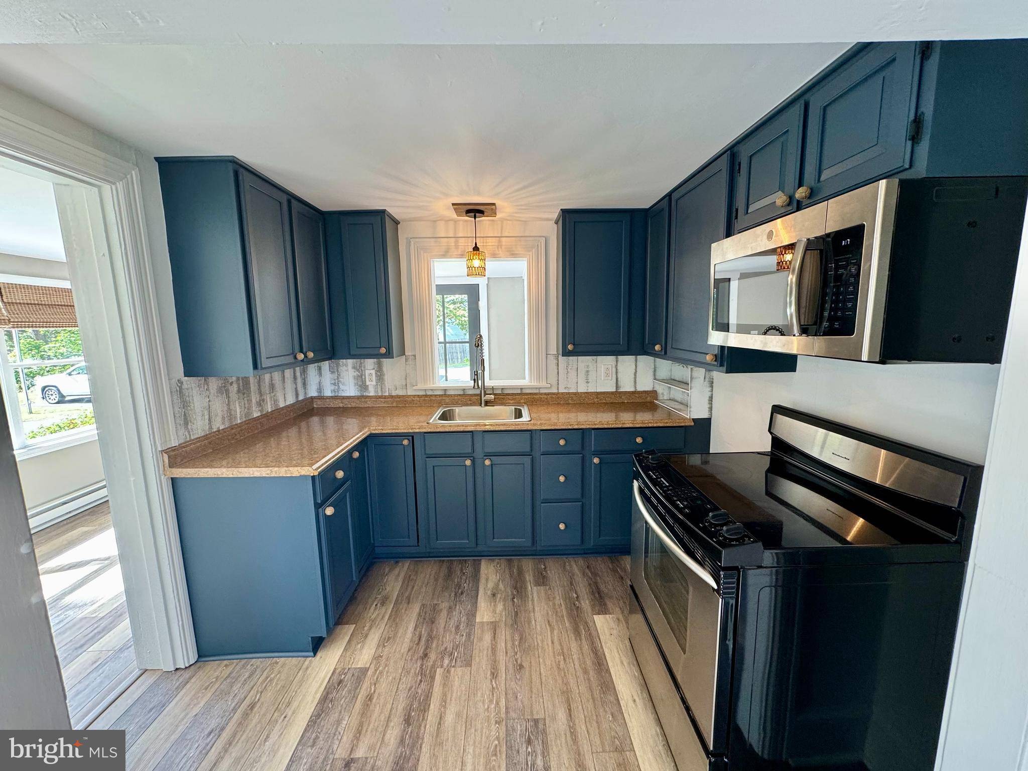 Trappe, PA 19426,14 W MAIN