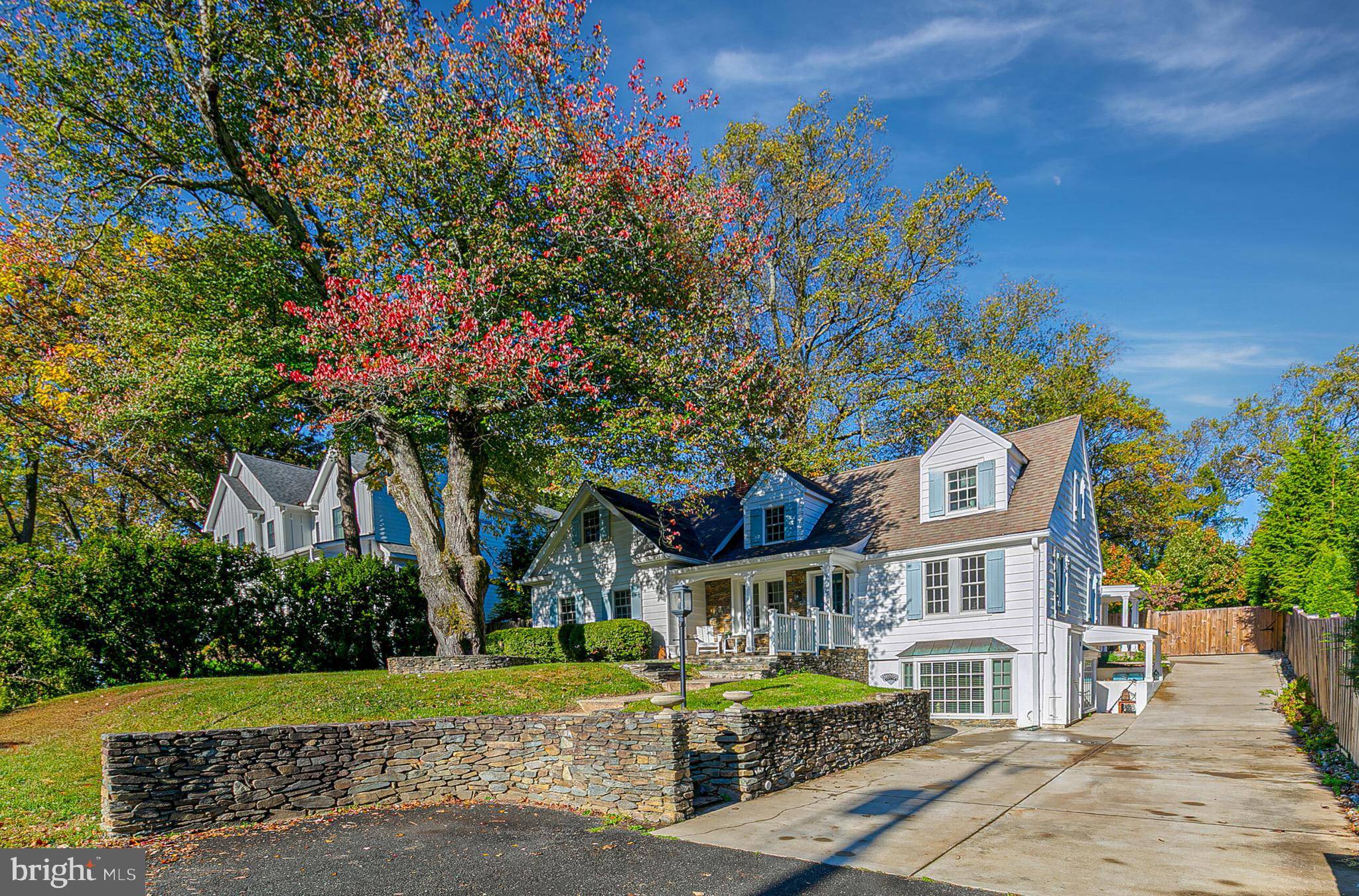 Vienna, VA 22180,111 AYR HILL AVE NW