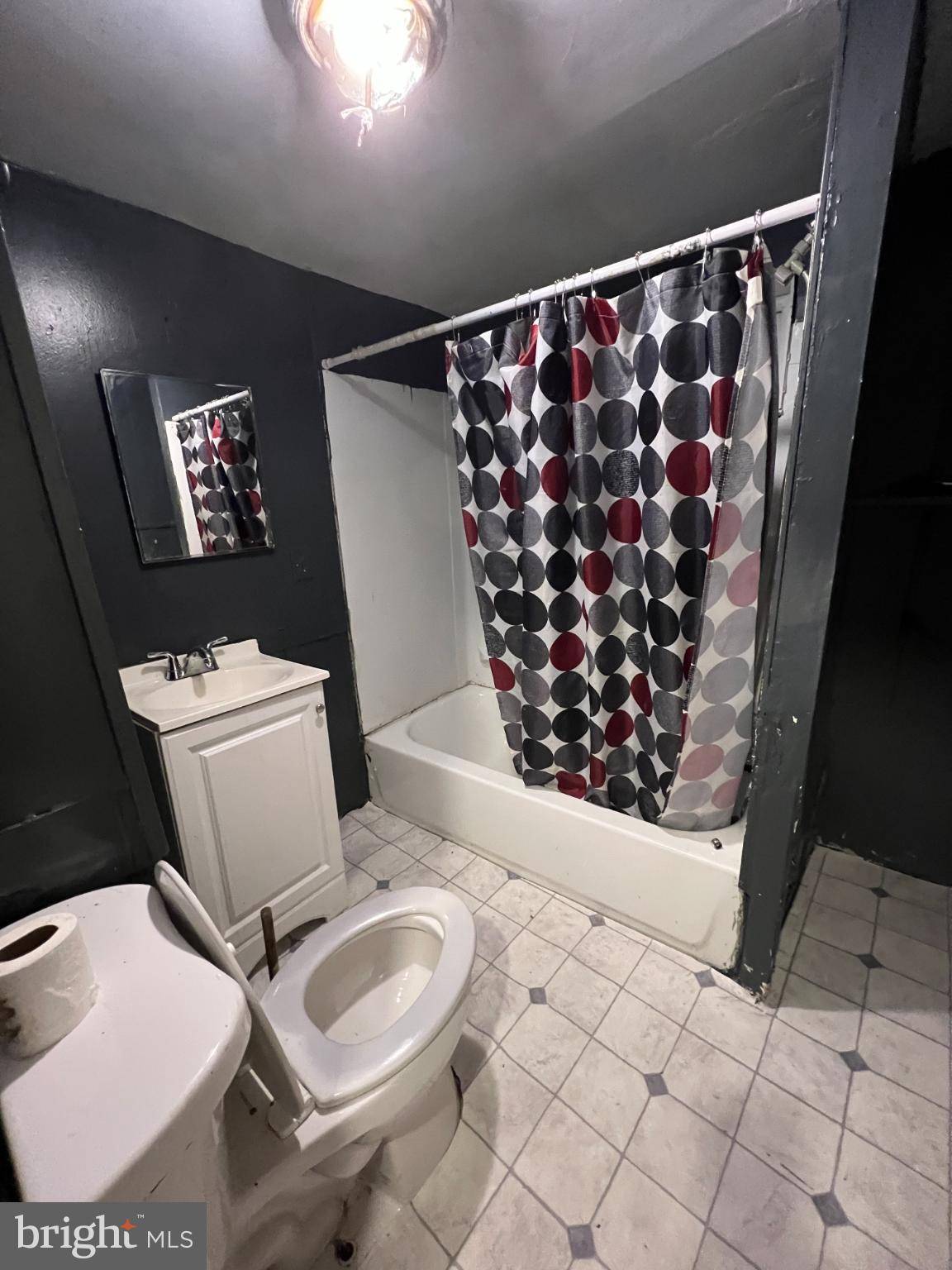 Philadelphia, PA 19134,2074 E CLEMENTINE ST