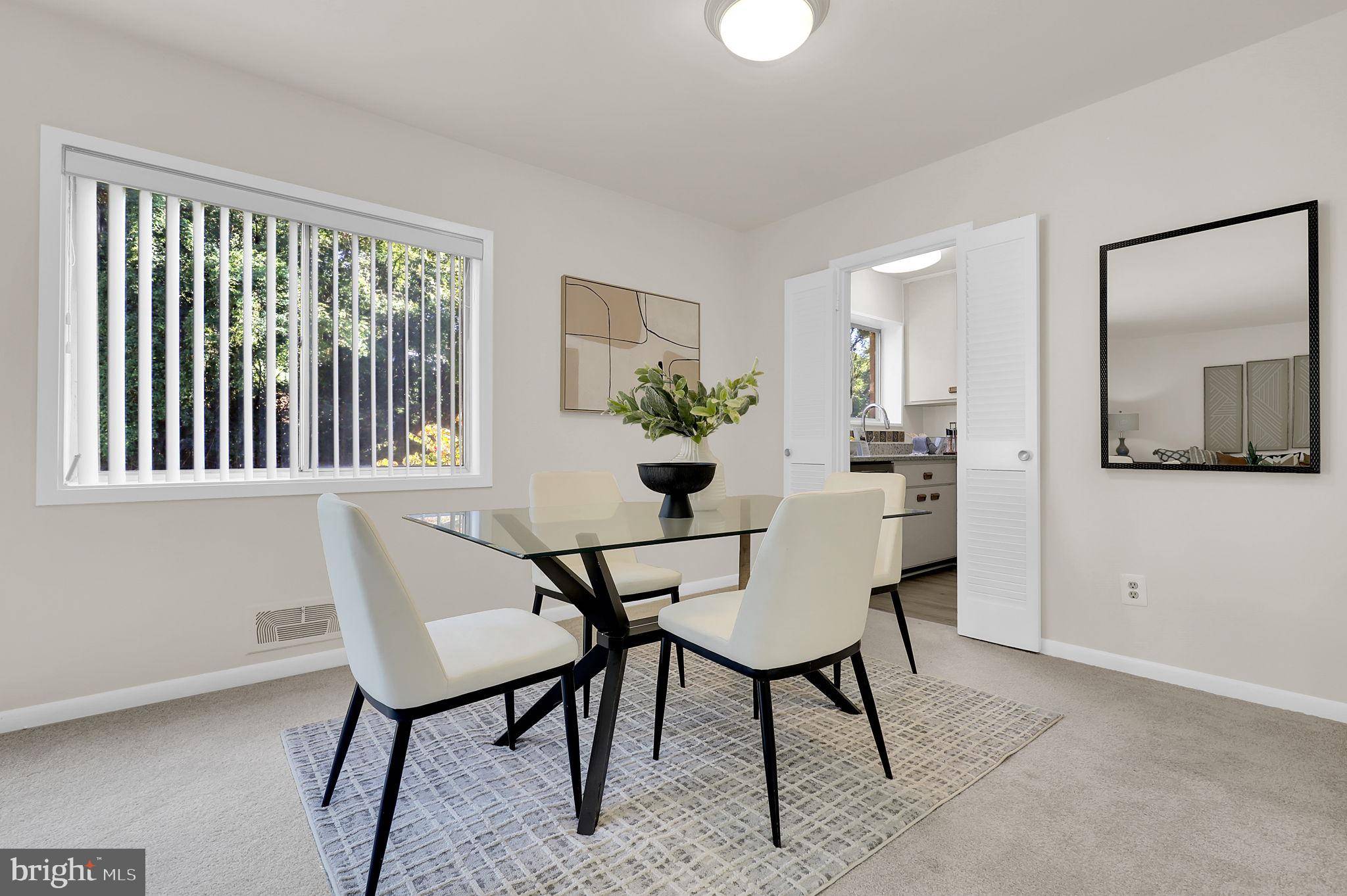 Bethesda, MD 20814,10661 MONTROSE AVE #202