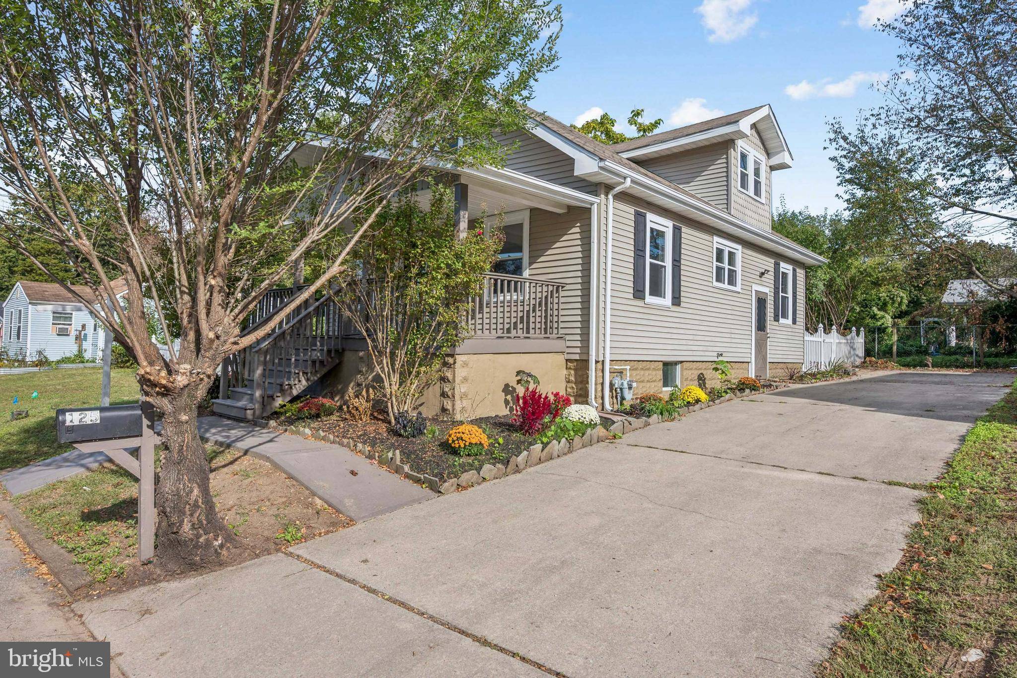 Mantua, NJ 08051,125 IVY LN