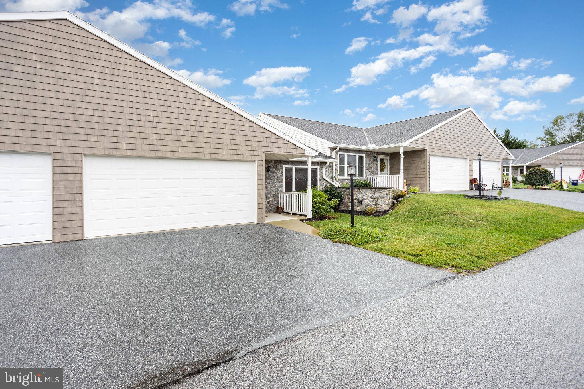 Dover, PA 17315,4804 ORCHID WAY #76