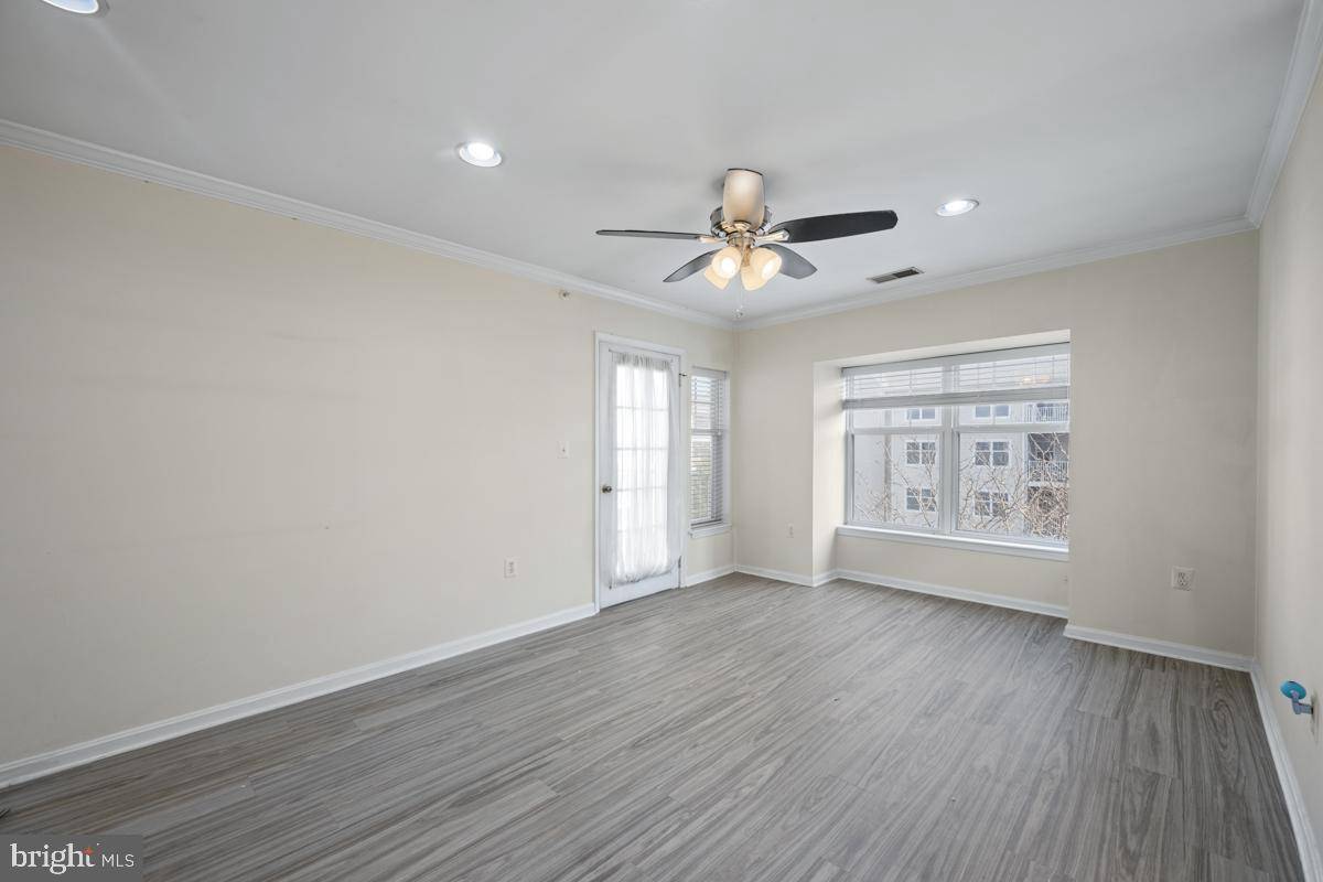 Owings Mills, MD 21117,4550 CHAUCER WAY #406