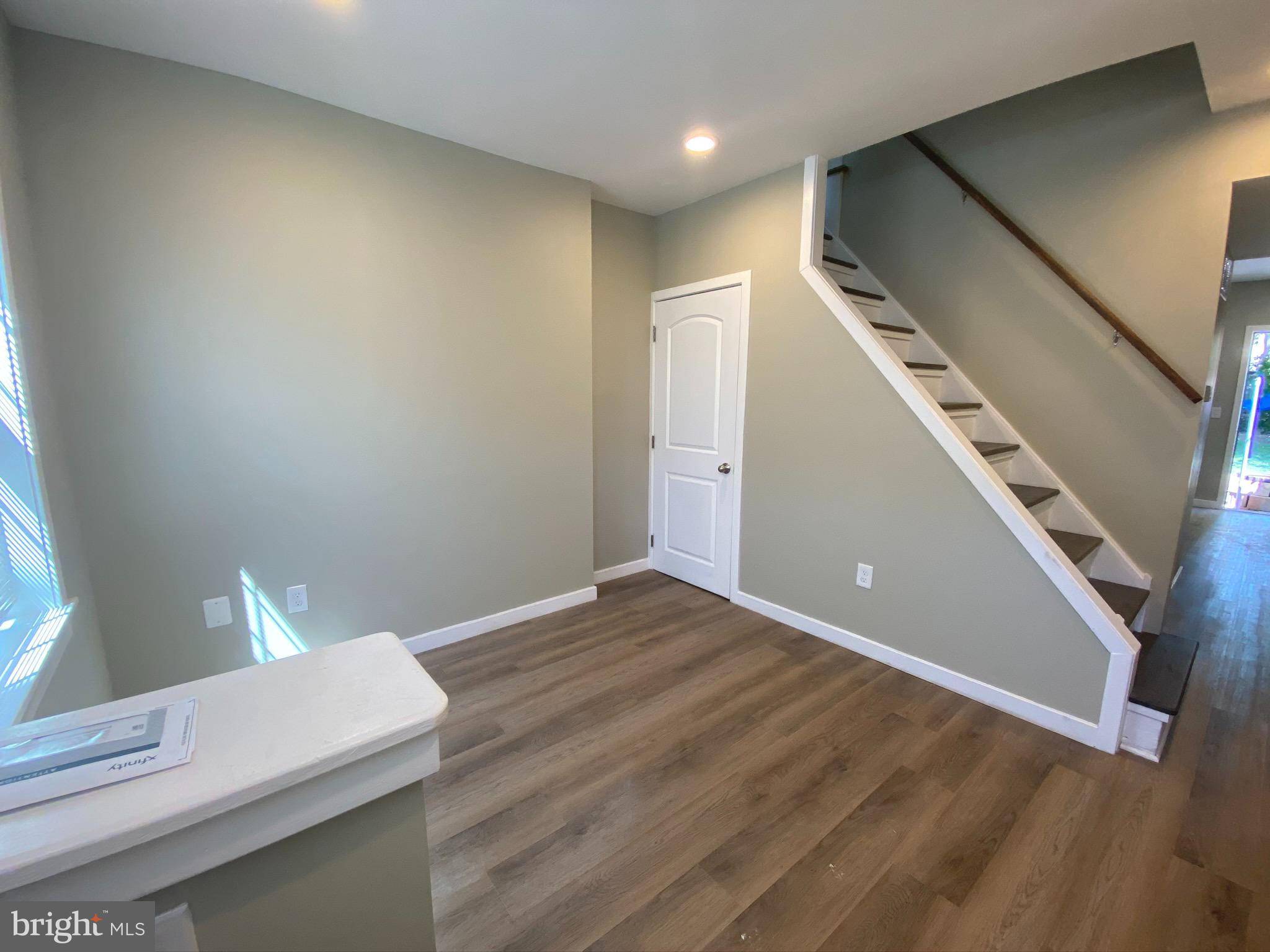 Philadelphia, PA 19125,445 E FLORA ST