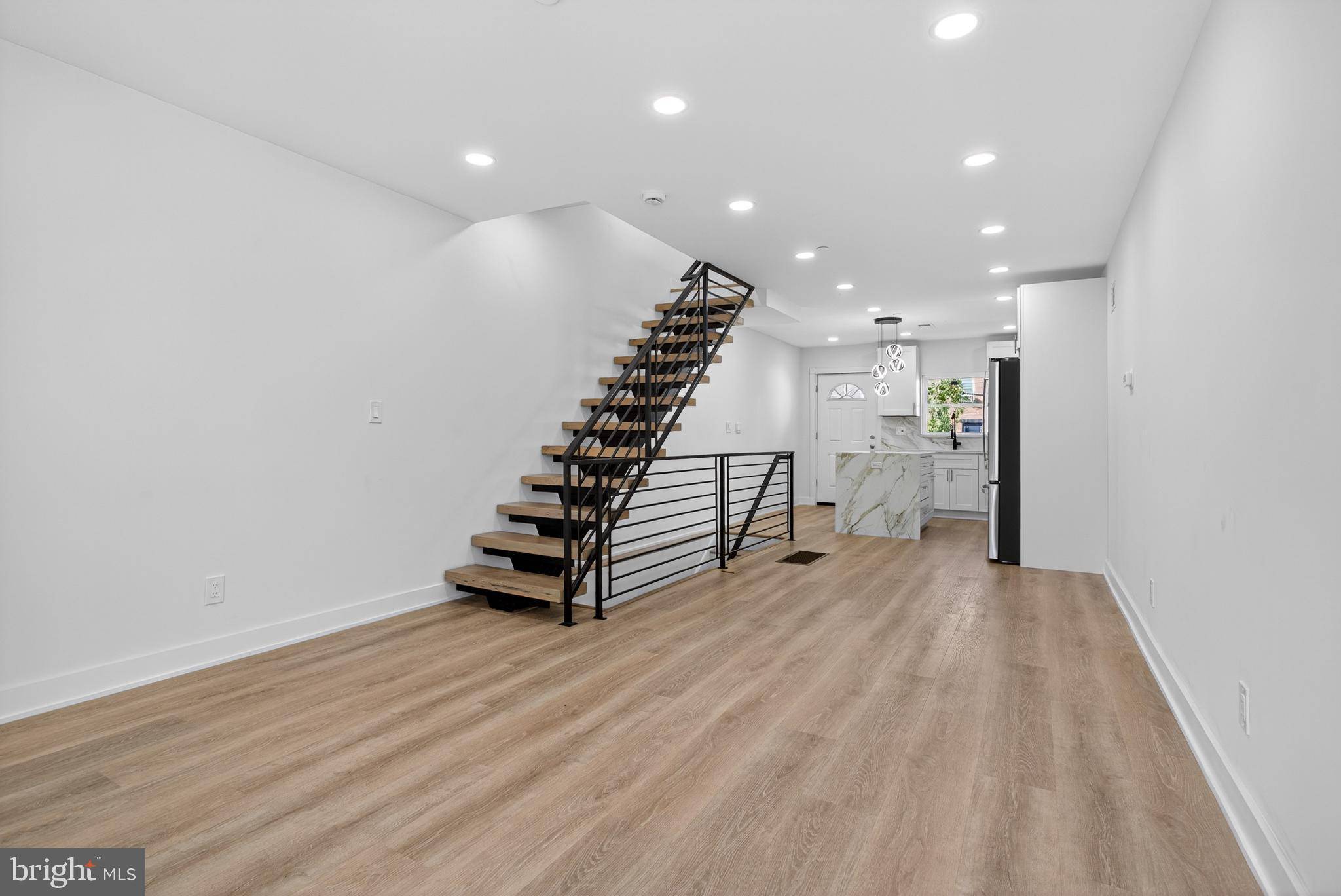 Philadelphia, PA 19134,2250 E CAMBRIA ST