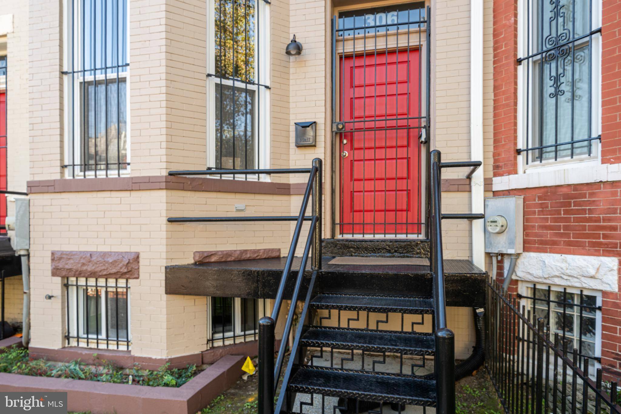 Washington, DC 20001,306 R ST NW