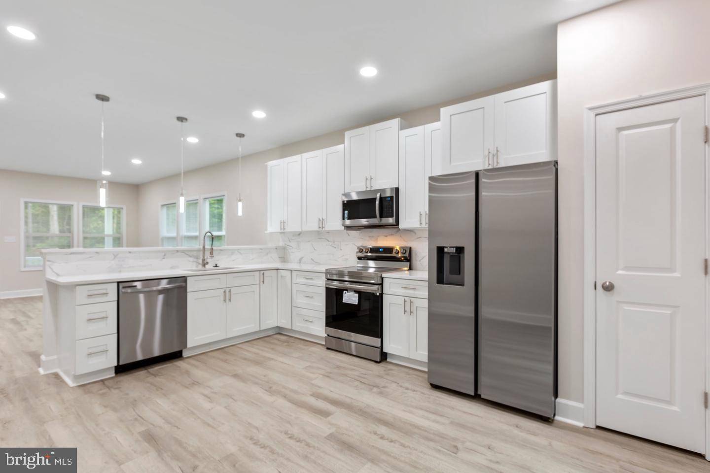 Colonial Beach, VA 22443,46 SALINA LANE