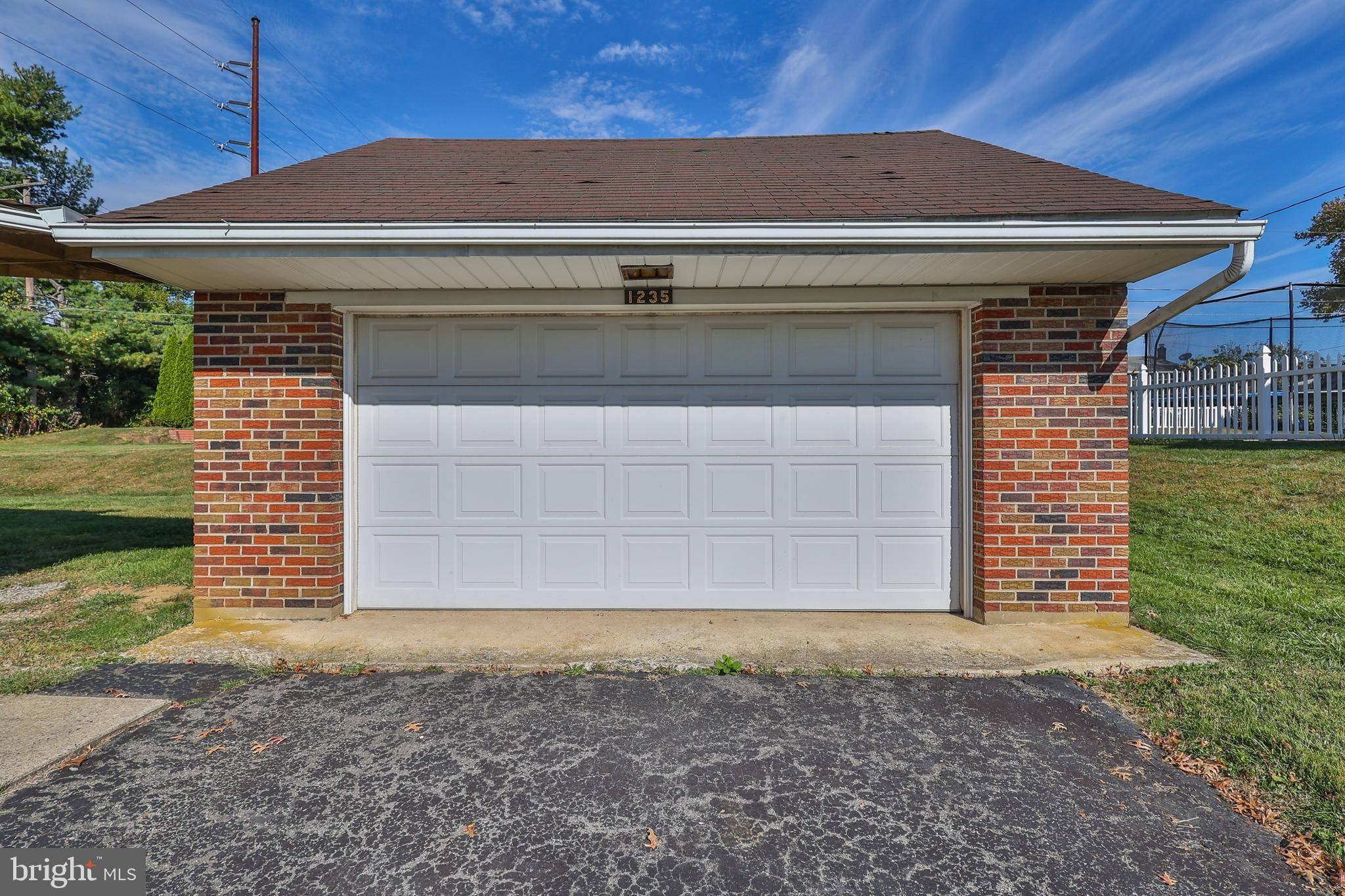 Allentown, PA 18104,1235 W LIVINGSTON ST