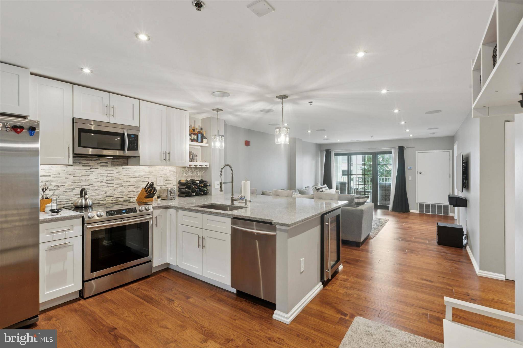 Philadelphia, PA 19127,2 LEVERINGTON AVE #21