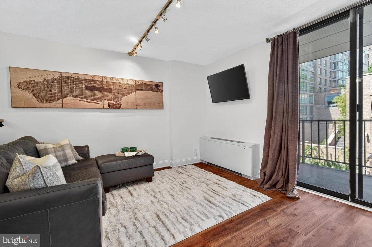 Washington, DC 20037,2201 L ST NW #316