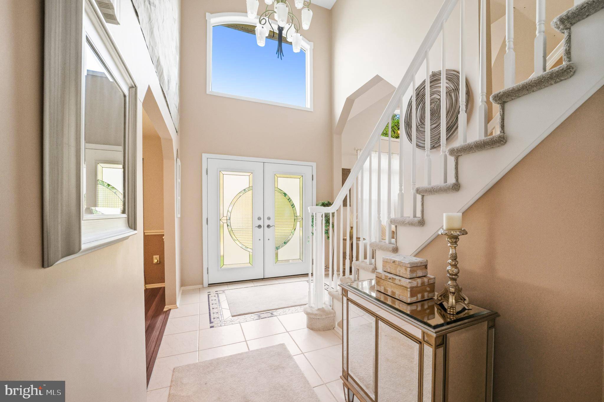 Monroe Township, NJ 08831,2 GUINEVERE RD