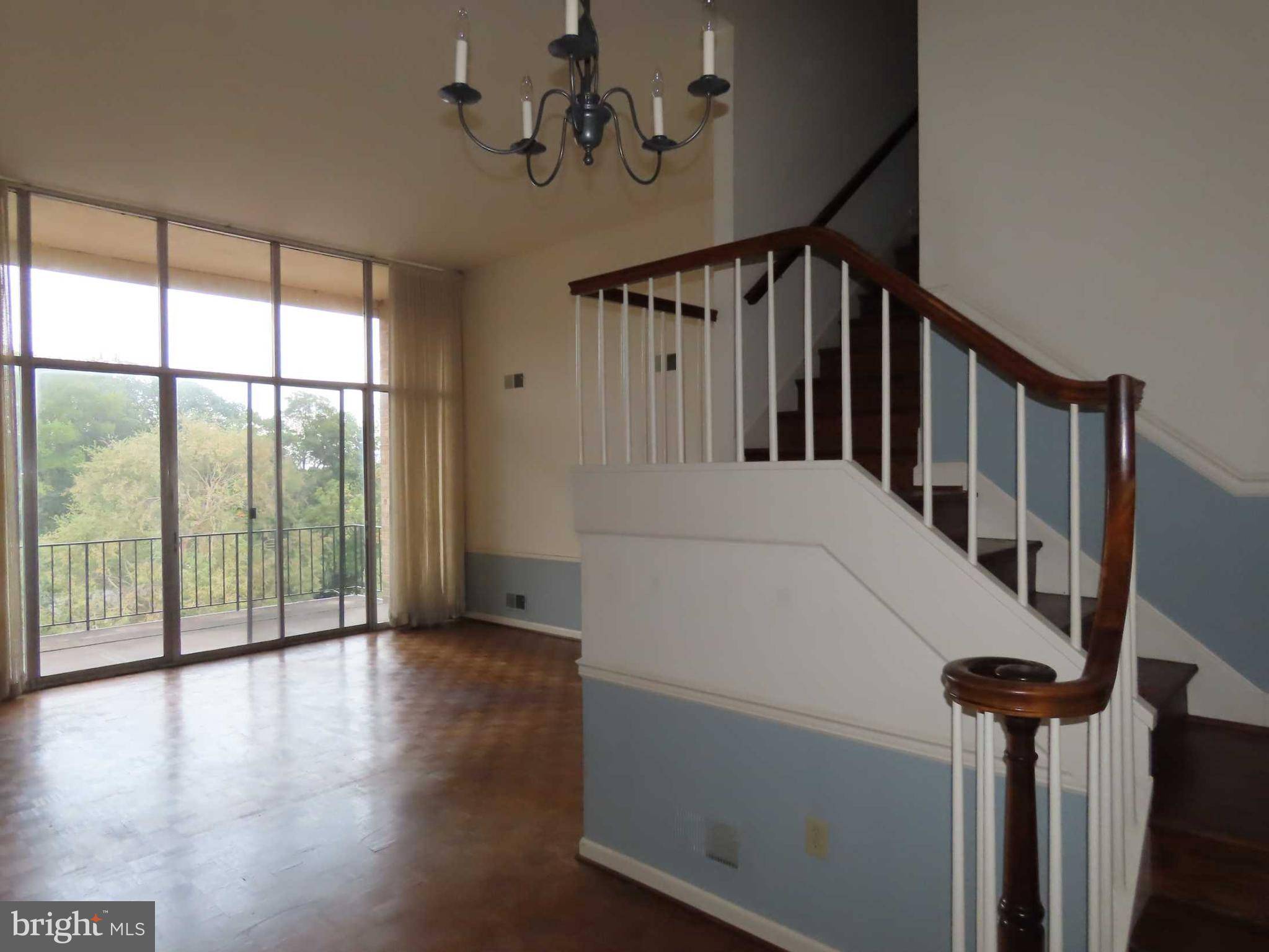 Wilmington, DE 19806,1403 SHALLCROSS AVE #502