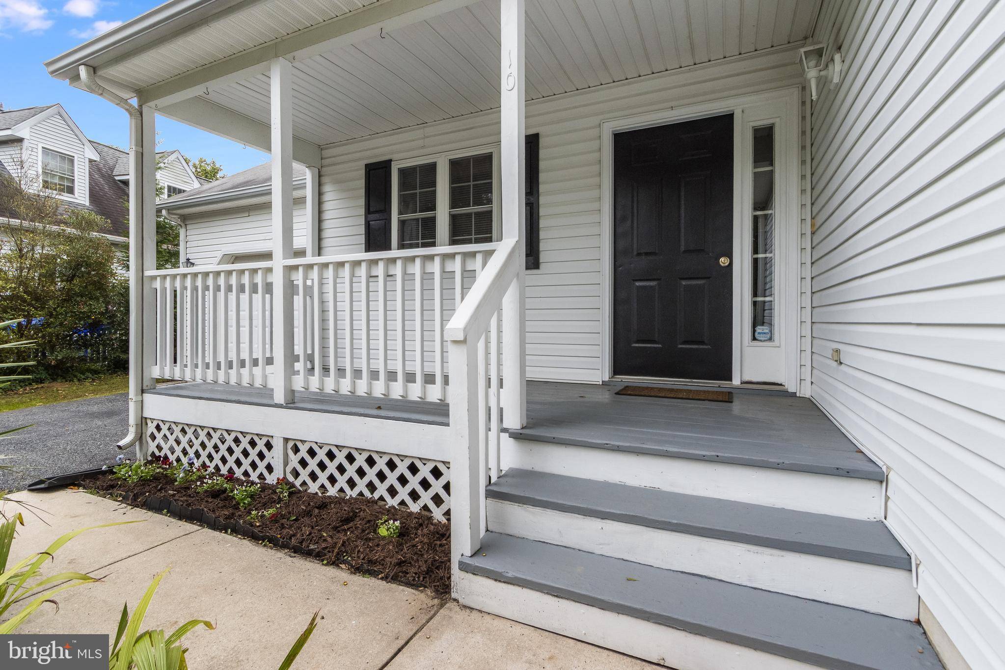 Rehoboth Beach, DE 19971,37487 BURTON CT
