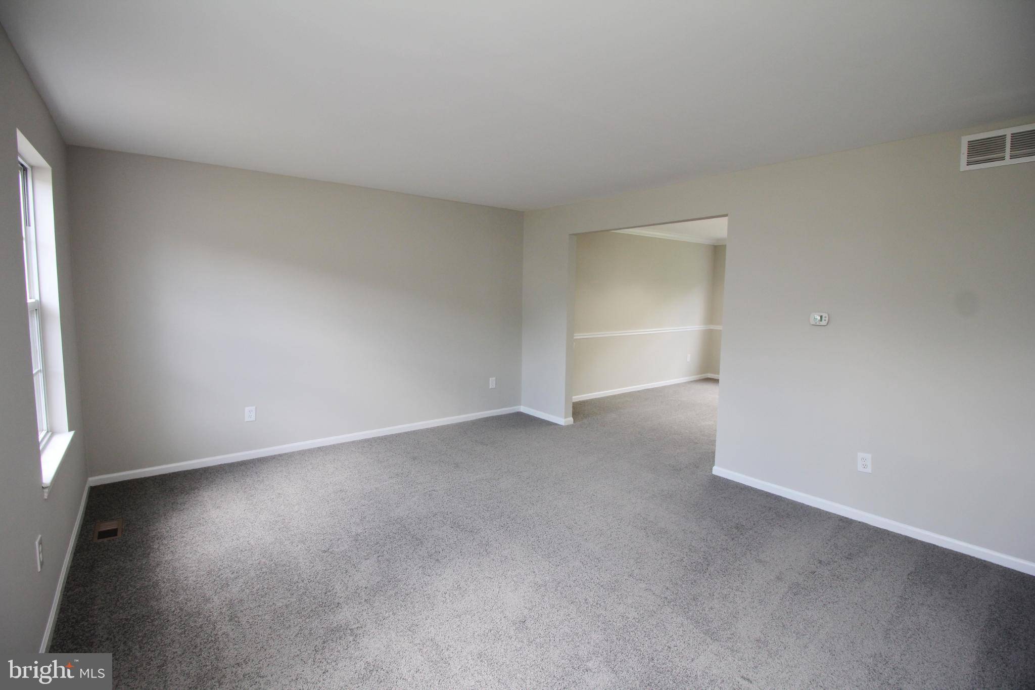 Sicklerville, NJ 08081,7 EDGEWATER CT