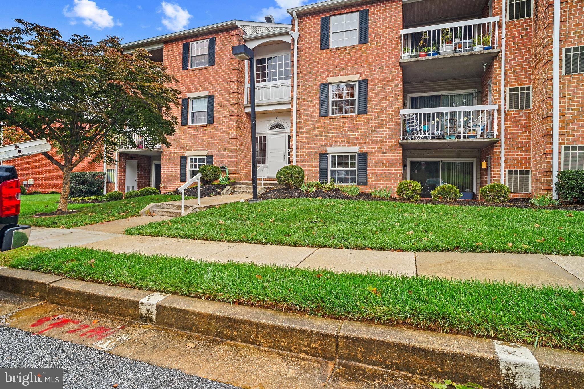 Lutherville Timonium, MD 21093,4 BALLYCRUY #101