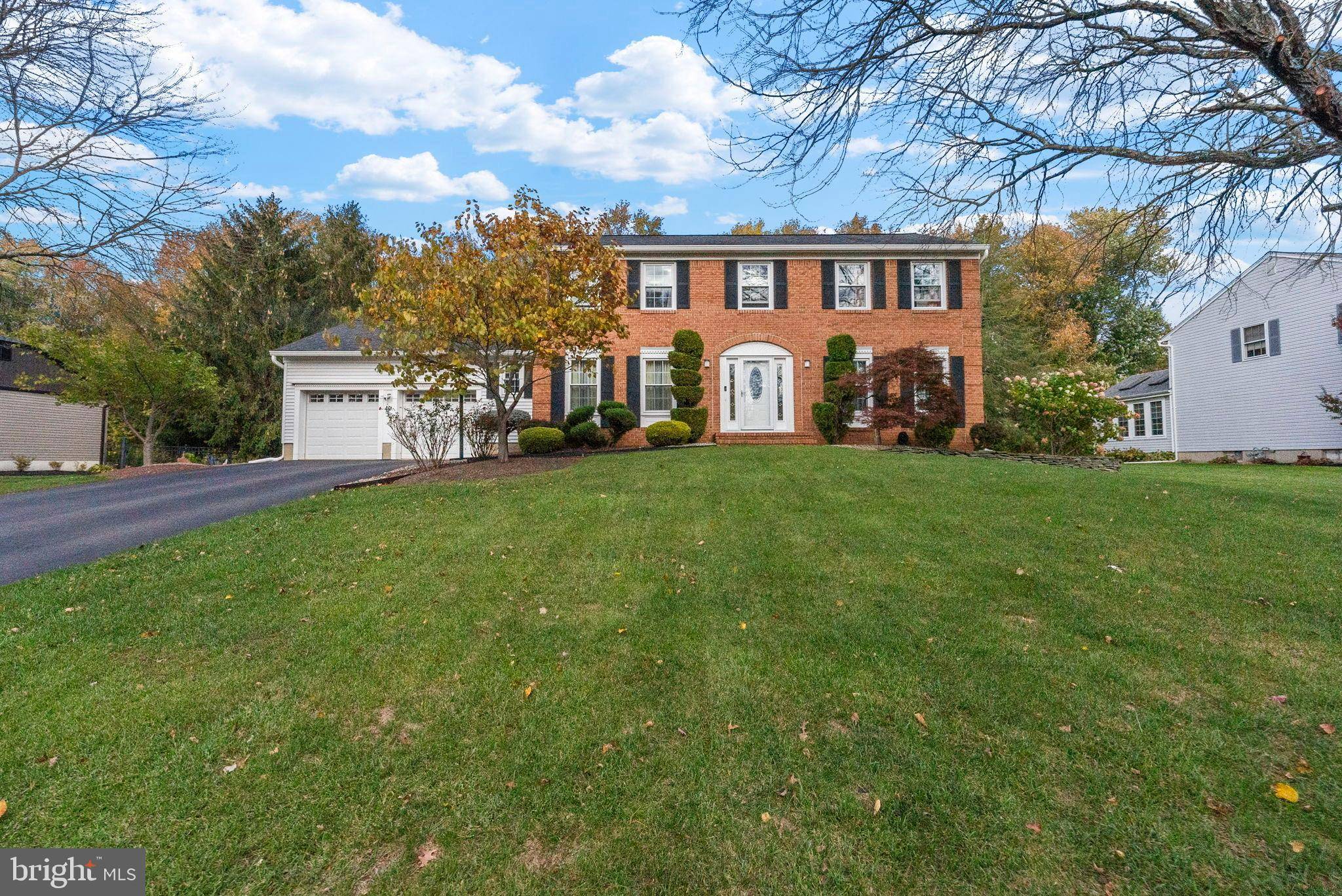 Hamilton, NJ 08620,40 DOE DR