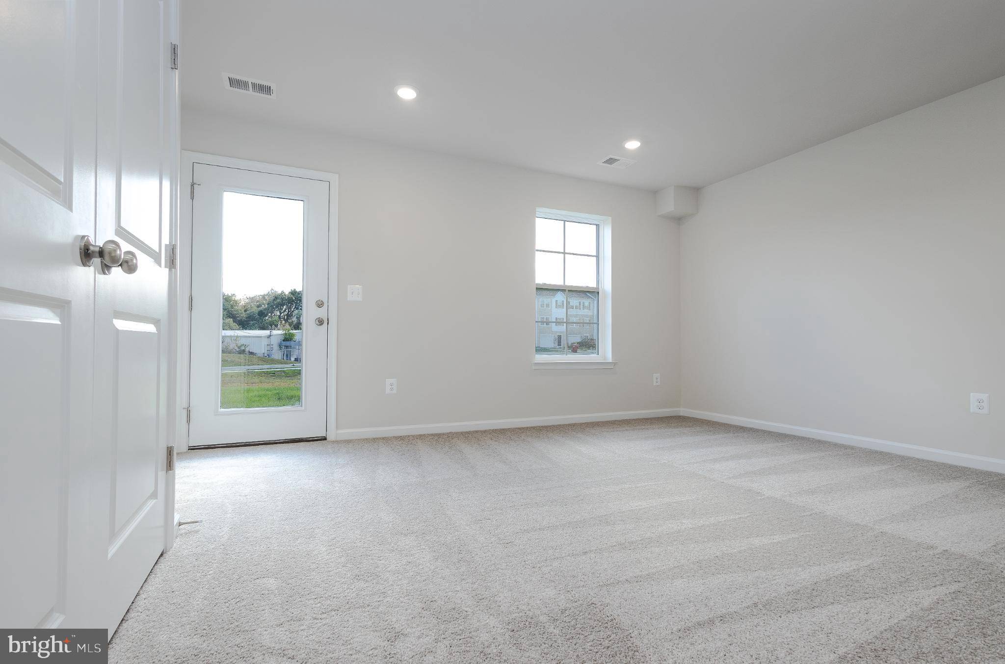 Inwood, WV 25428,184 GRAY SILVER RD