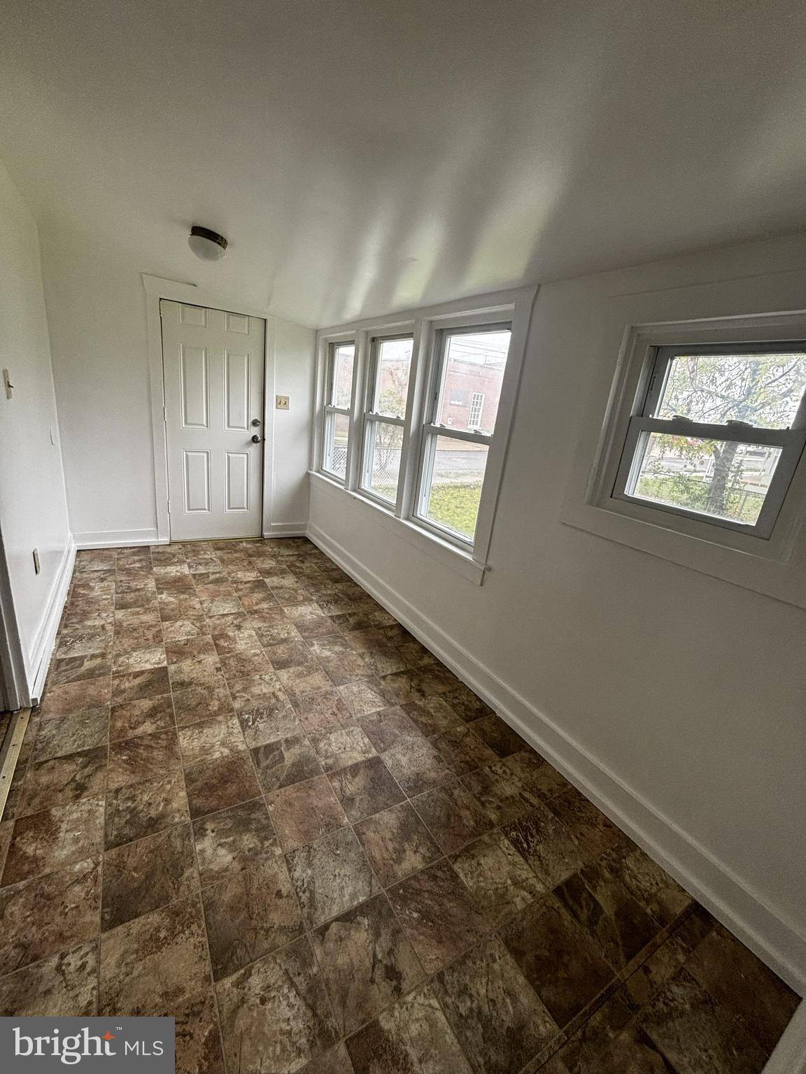 Millville, NJ 08332,4 E VINE ST