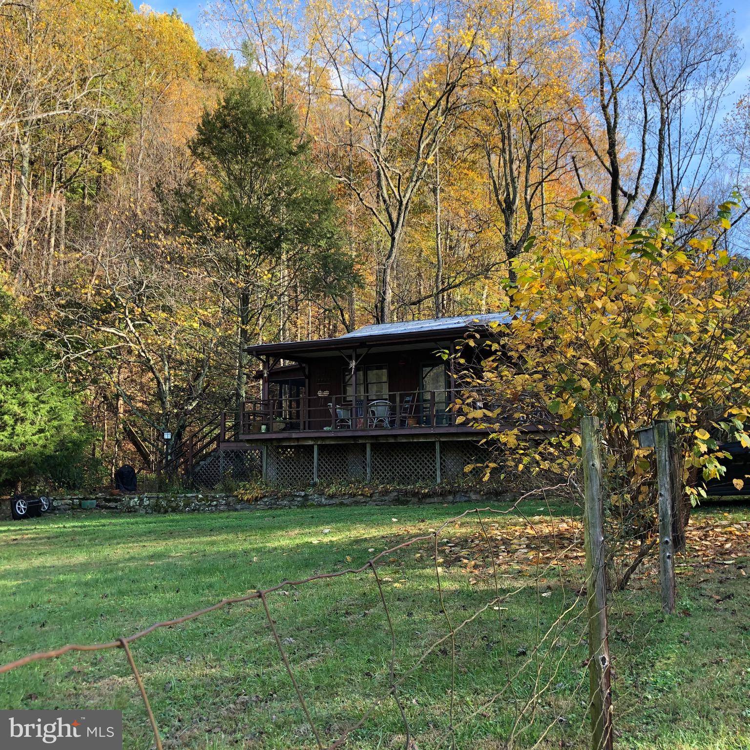 Banco, VA 22711,1463 QUAKER RUN RD