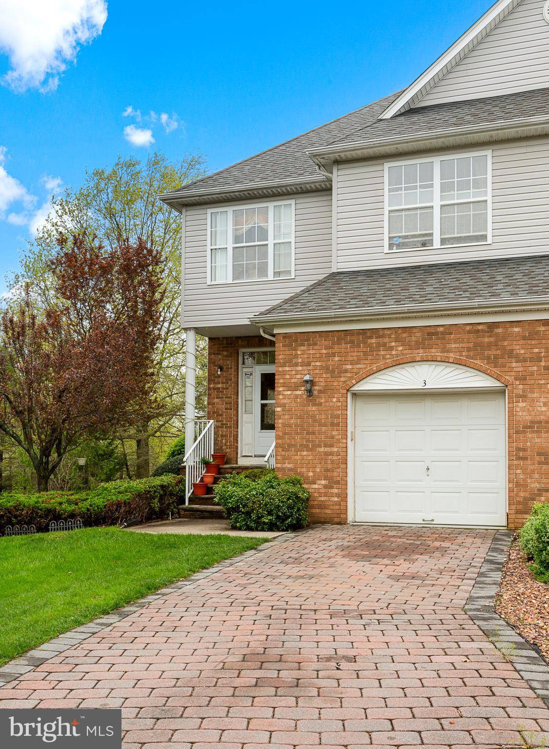 East Windsor, NJ 08520,3 KEATS CT