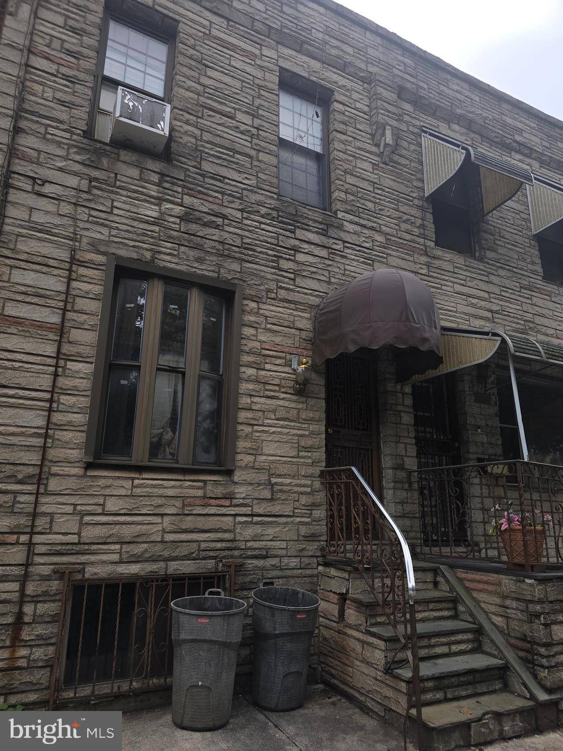 Philadelphia, PA 19145,1910 S 23RD ST