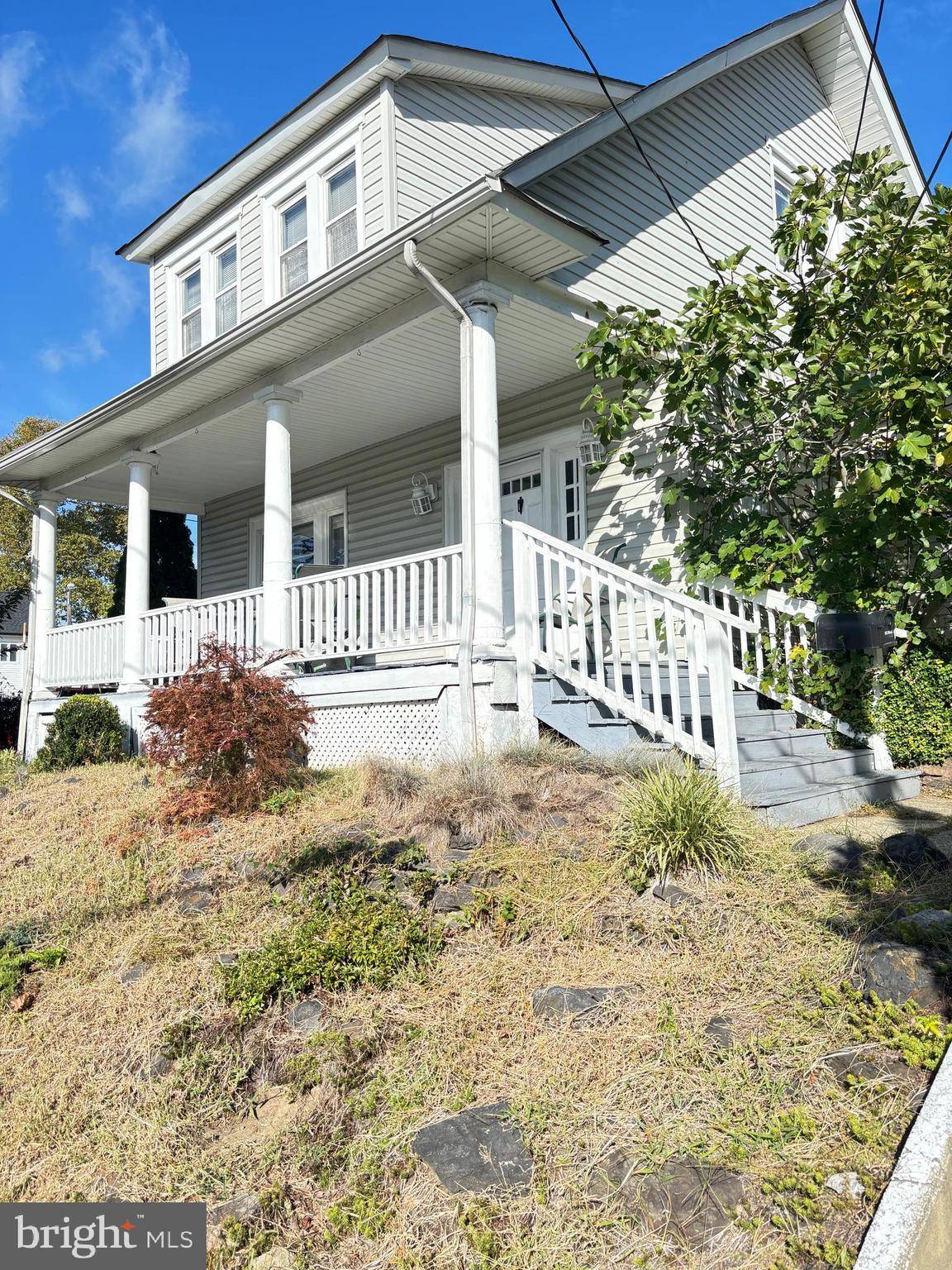 Runnemede, NJ 08078,39 E 2ND AVE