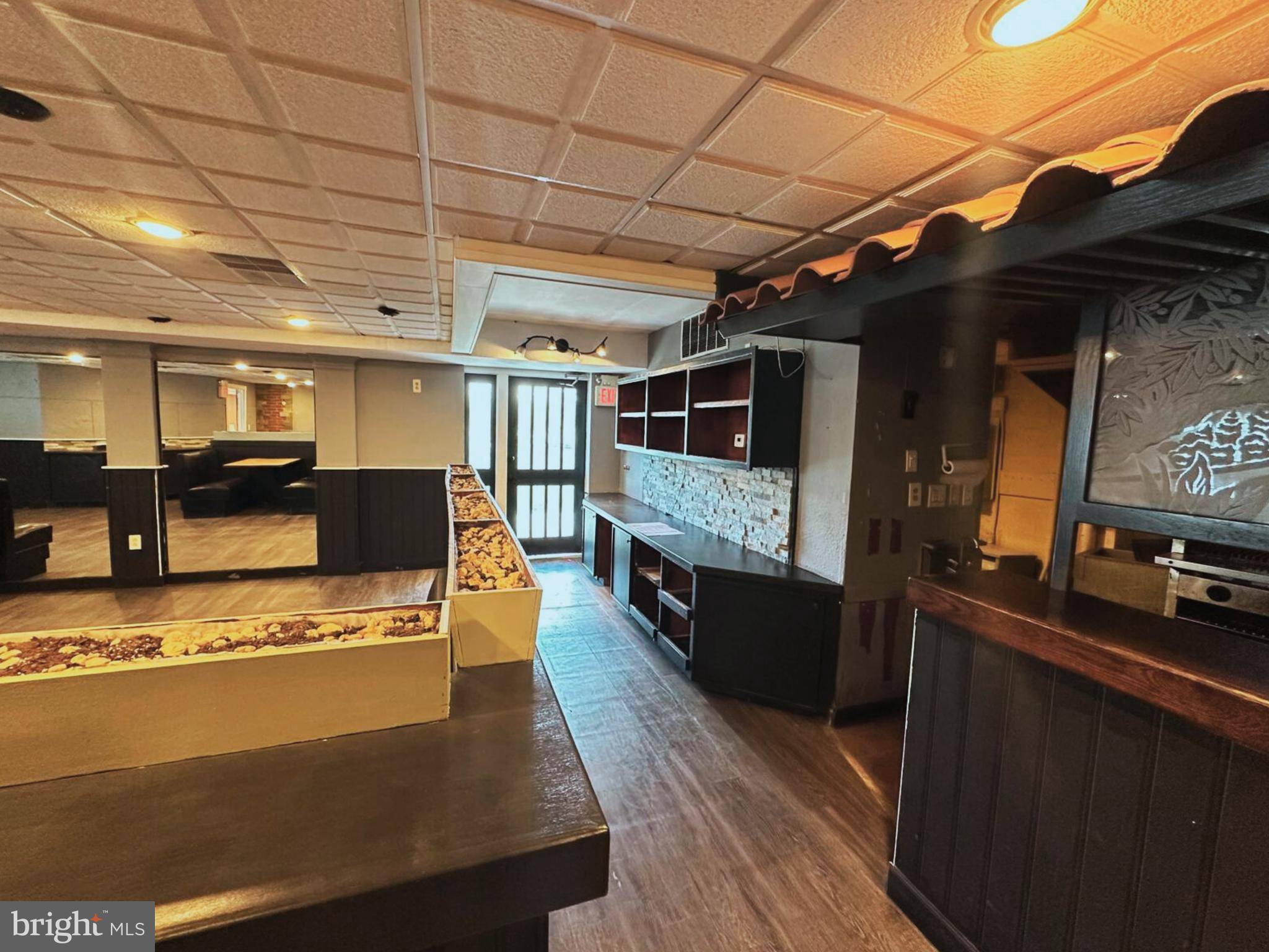 East Windsor, NJ 08520,460 E ROUTE 33