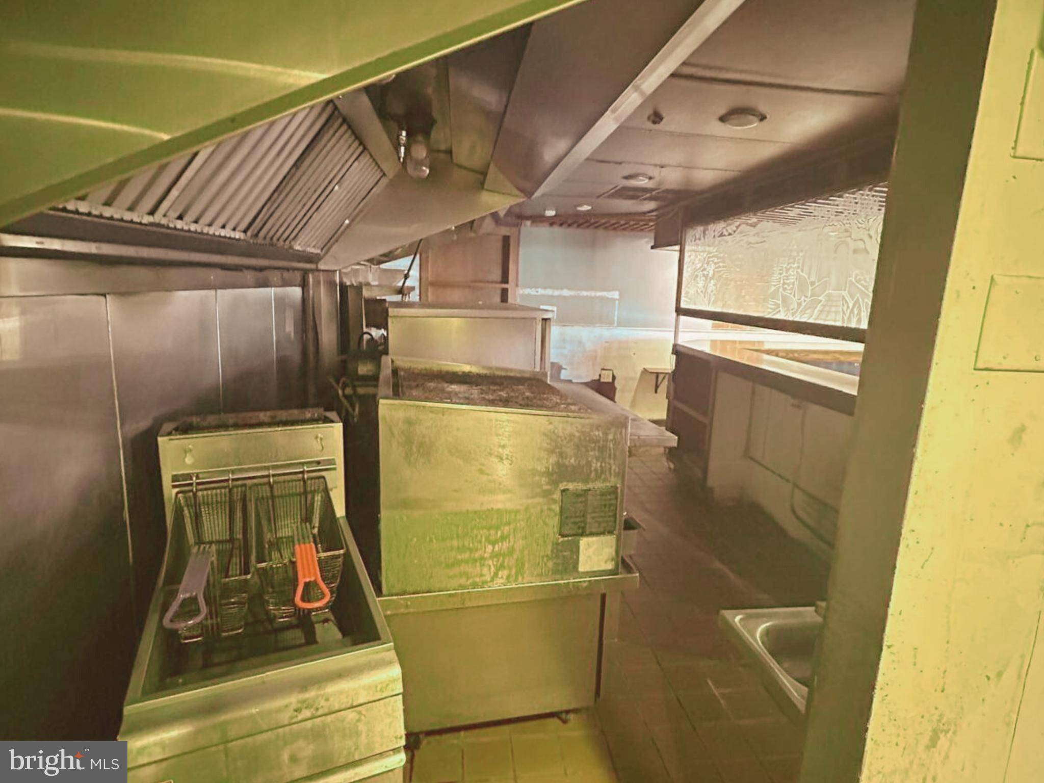 East Windsor, NJ 08520,460 E ROUTE 33