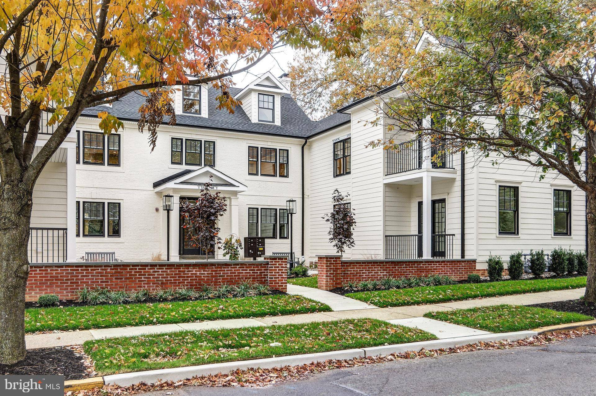 Haddonfield, NJ 08033,20 E REDMAN AVE #UNIT B