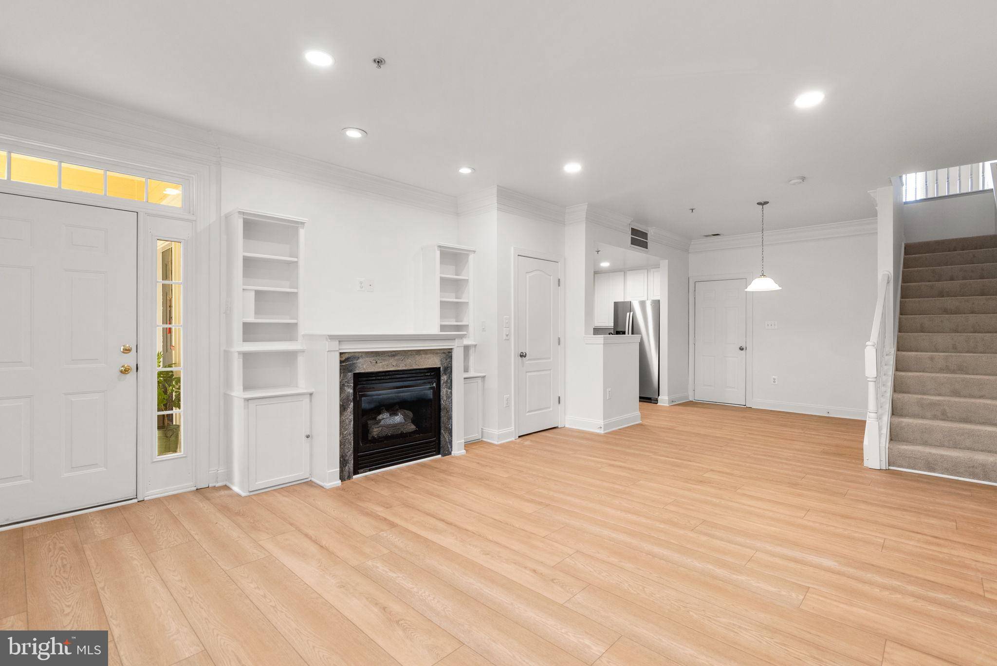 Gaithersburg, MD 20878,139 CHEVY CHASE ST #139