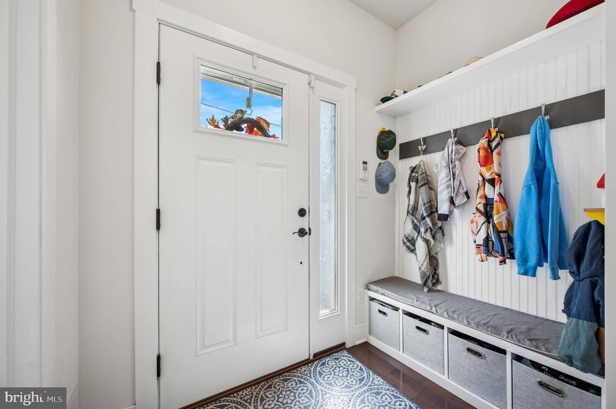 Philadelphia, PA 19128,714 CRESTVIEW RD