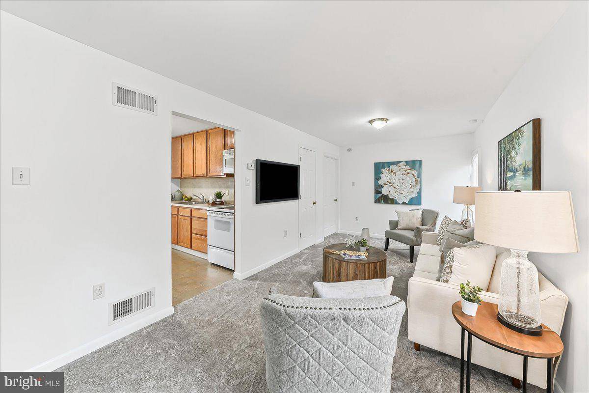 Aston, PA 19014,929 CRYSTLE RD