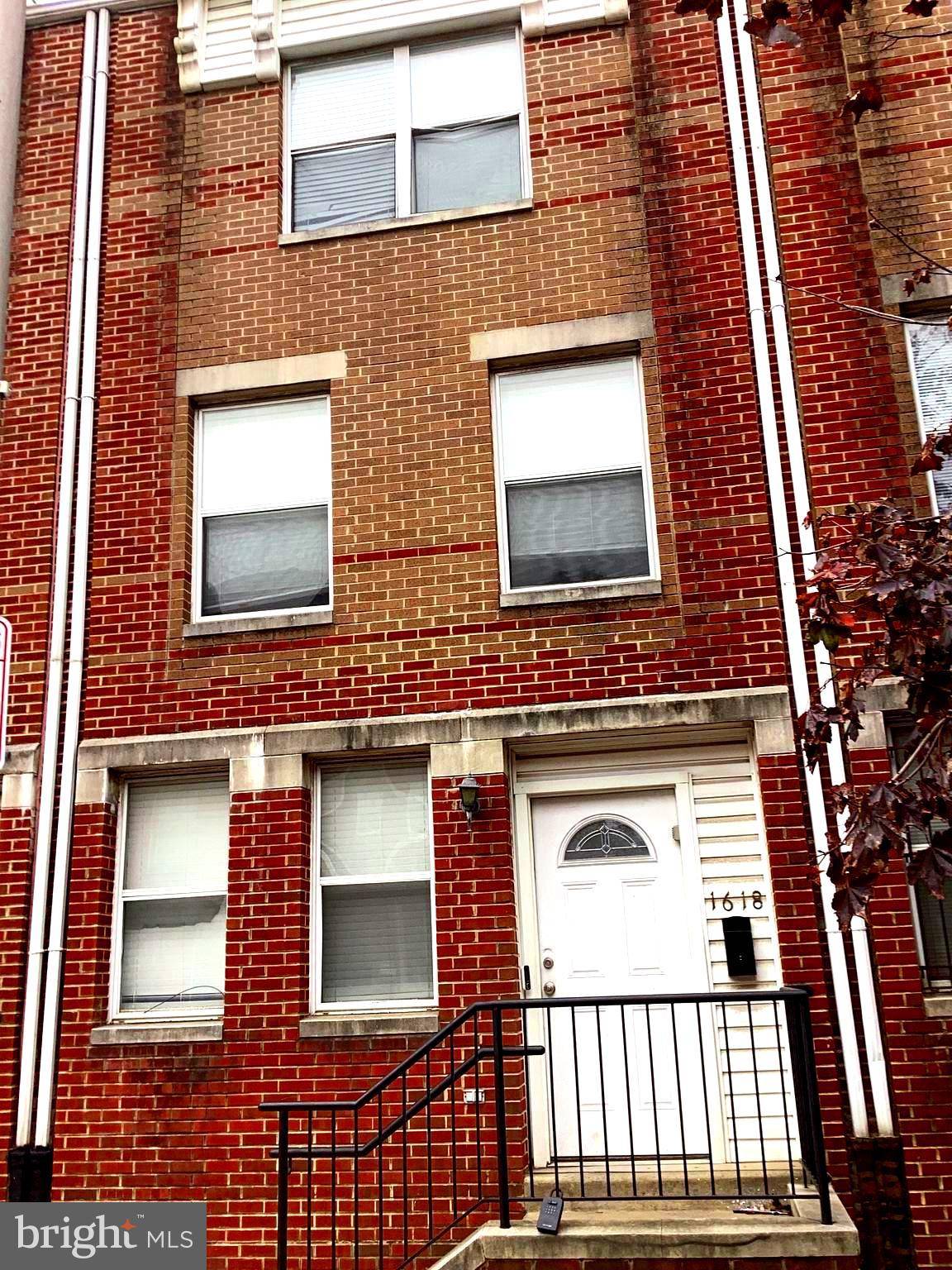 Philadelphia, PA 19121,1618 W DIAMOND ST