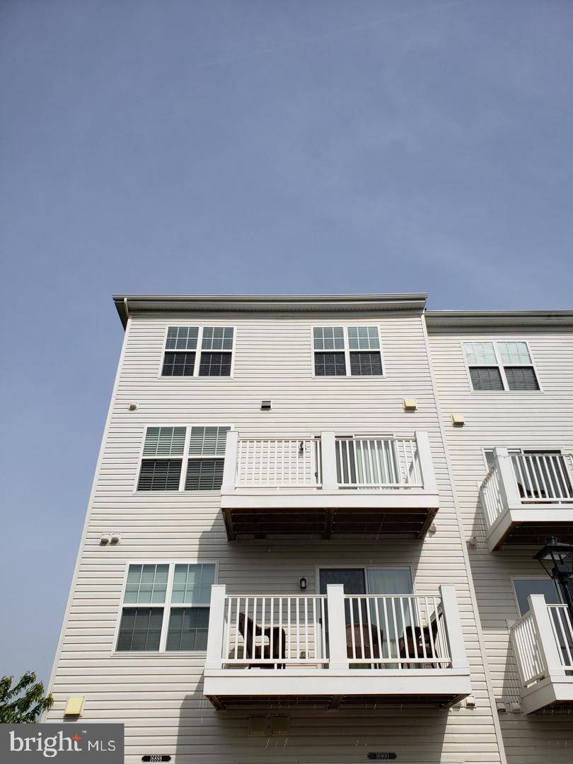 Dumfries, VA 22026,16900 PORTERS INN DR